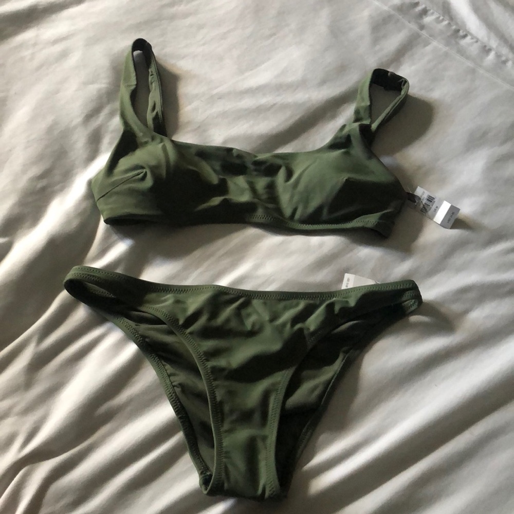 Aerie swimsuit size m new with tags